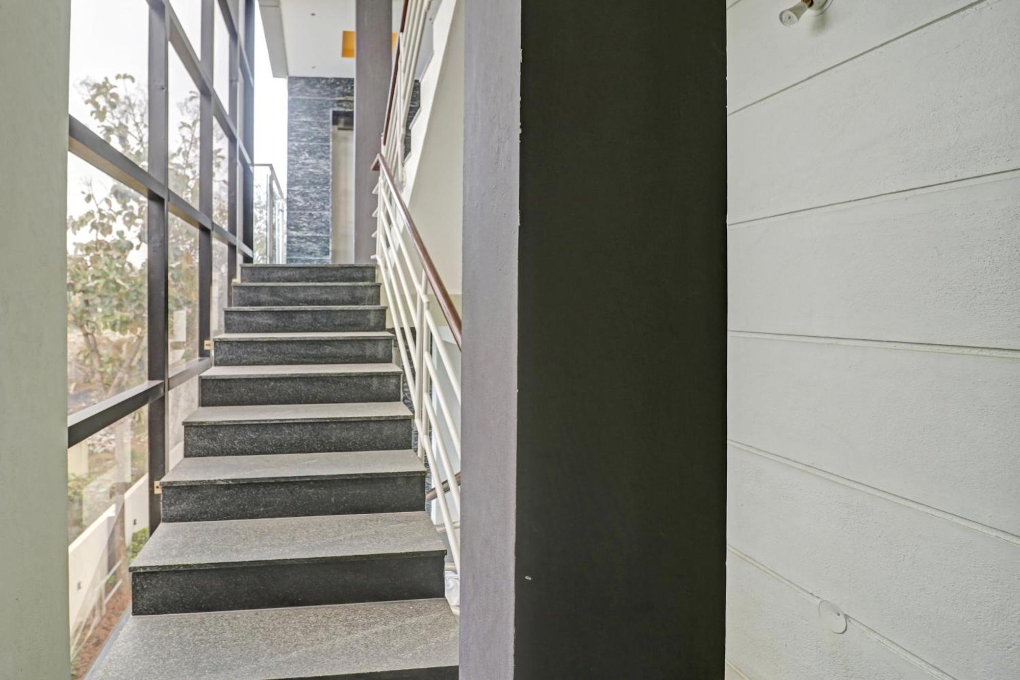 Hotel O Formula Vanivilasa Puram Εξωτερικό φωτογραφία